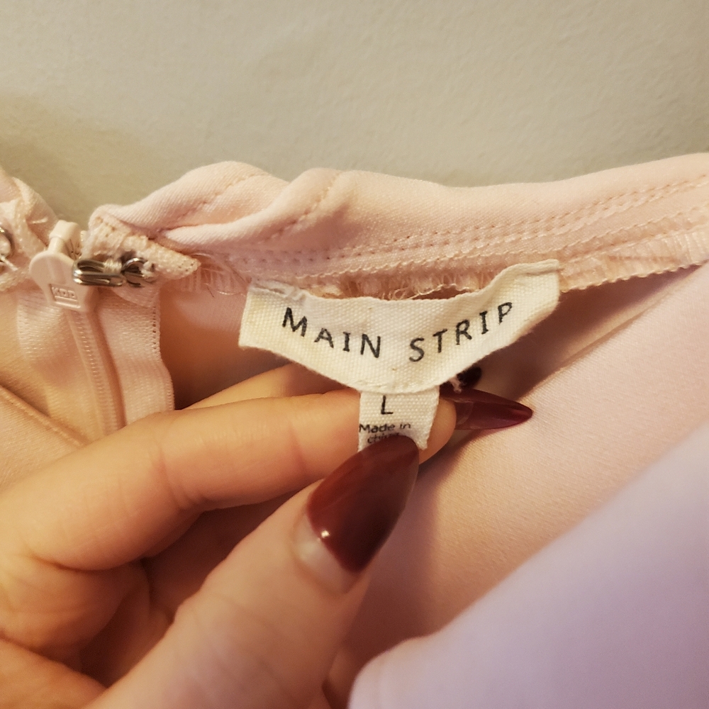 Light Pink Summer Dress with Ruffles - Picture 3 of 6